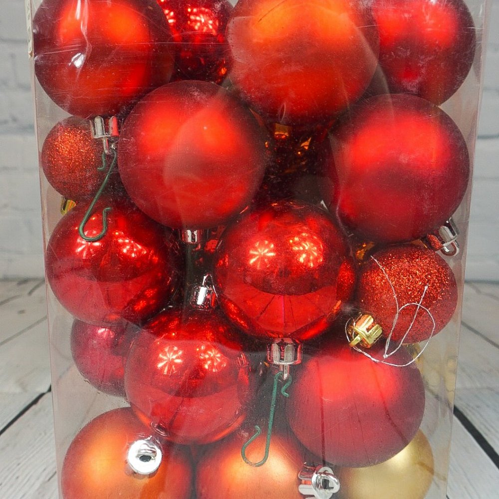 Red Ornament Box